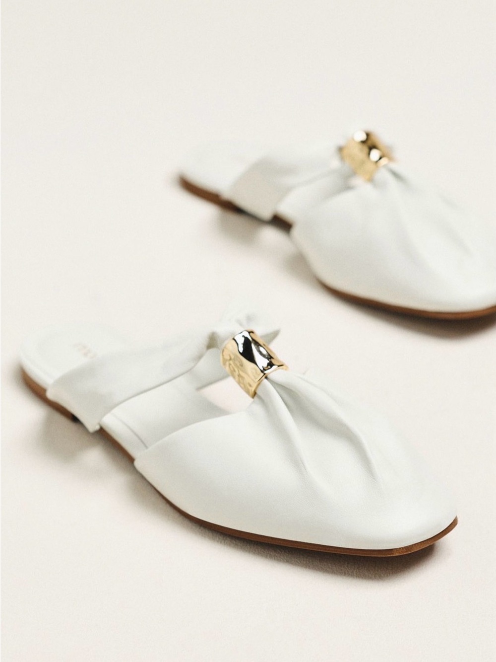 Maeve White Slip-On Women's Mules with Gold Accent, size 5